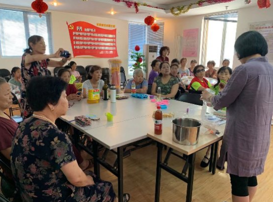 苹果派社区举办“生活绿佳园”垃圾分类项目“